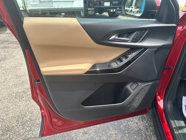 New 2026 Chevrolet Equinox ACTIV w/ Convenience Package III FWD image 11