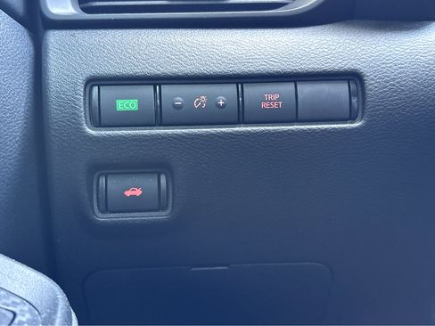 Used 2024 Nissan Sentra S image 13