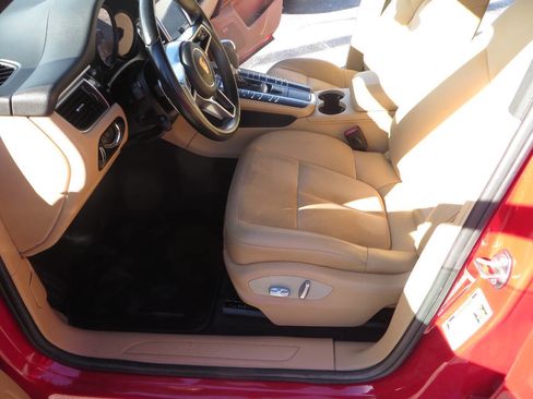 Used 2017 Porsche Macan S image 17