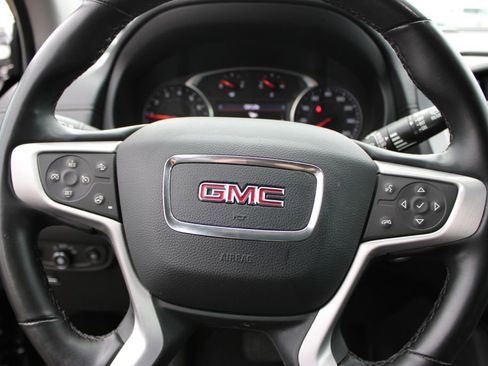 Used 2024 GMC Terrain SLT image 31