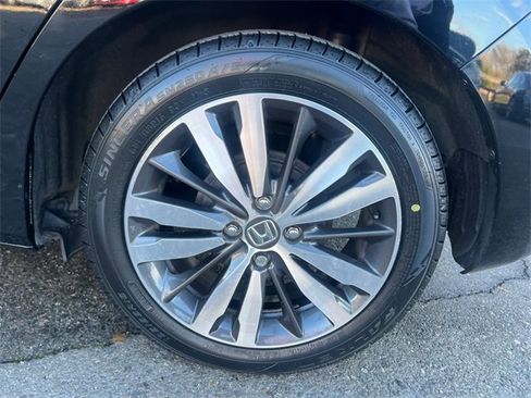 Used 2016 Honda Fit EX image 18