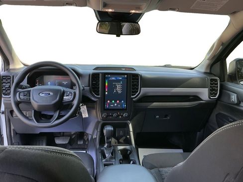 Used 2025 Ford Ranger XL RWD image 10