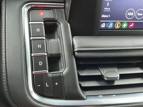 Used 2023 Chevrolet Tahoe LS RWD image 12