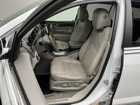 Used 2016 Buick Enclave Leather FWD image 8