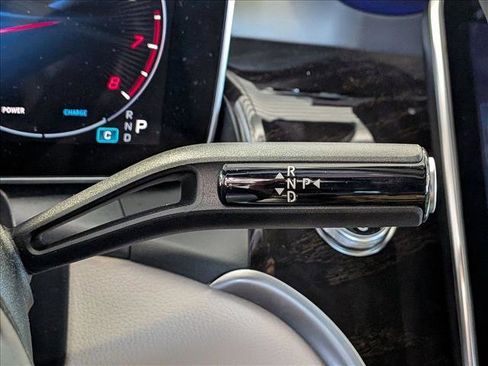 Used 2026 Mercedes-Benz GLC 300 4MATIC image 12