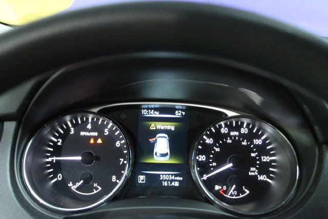 Used 2015 Nissan Rogue S FWD image 18