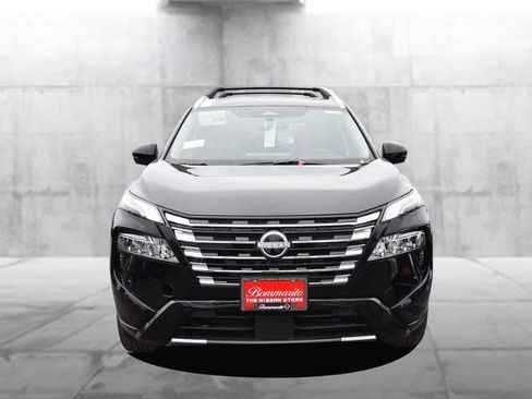 New 2026 Nissan Rogue Platinum image 4