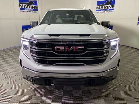 Used 2023 GMC Sierra 1500 SLT w/ SLT Convenience Package AWD/4WD image 15