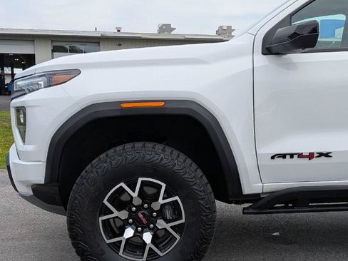 Used 2024 GMC Canyon AT4X AWD/4WD image 2