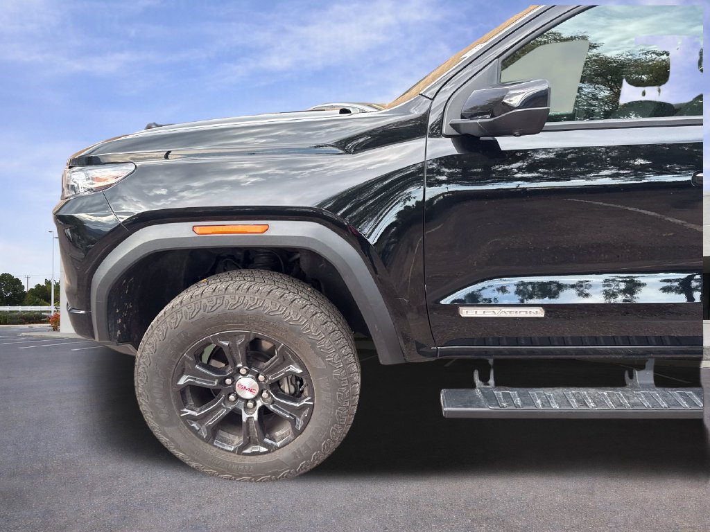 Used 2024 GMC Canyon Elevation w/ Convenience Package AWD/4WD image 34