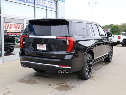 New 2026 GMC Yukon XL Denali w/ Denali Reserve Package