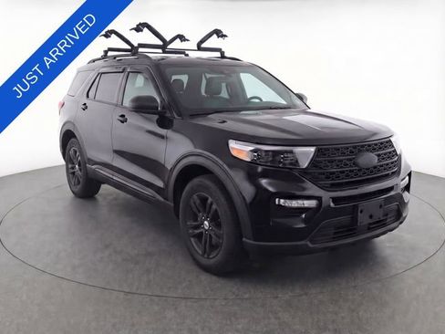 Used 2021 Ford Explorer XLT w/ Equipment Group 202A image 15