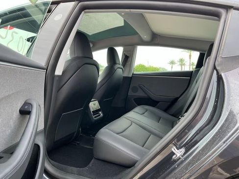 Used 2025 Tesla Model 3 Long Range image 10
