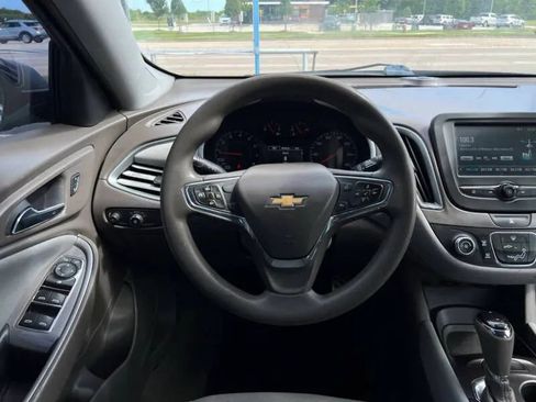 Used 2016 Chevrolet Malibu LS FWD image 18