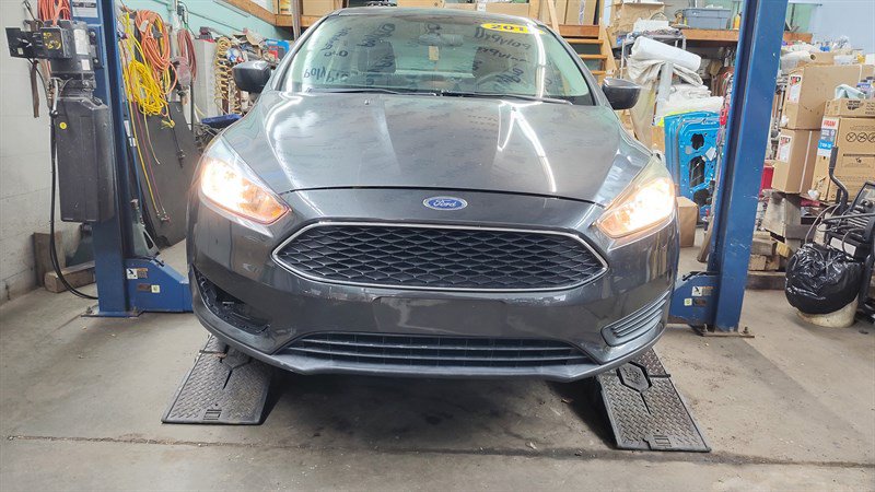 Used 2018 Ford Focus SE FWD image 6