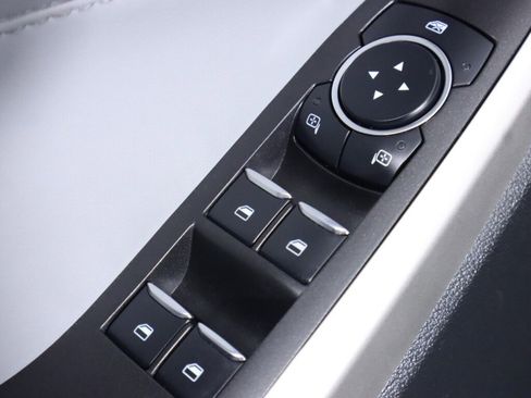 Used 2023 Ford Explorer XLT w/ Equipment Group 202A image 27