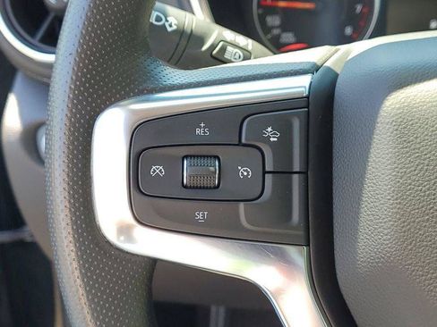 Certified 2024 Chevrolet Blazer LT w/ Convenience Package FWD image 9