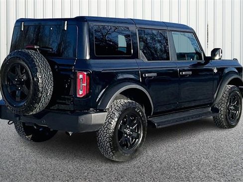 Used 2025 Ford Bronco Outer Banks image 12