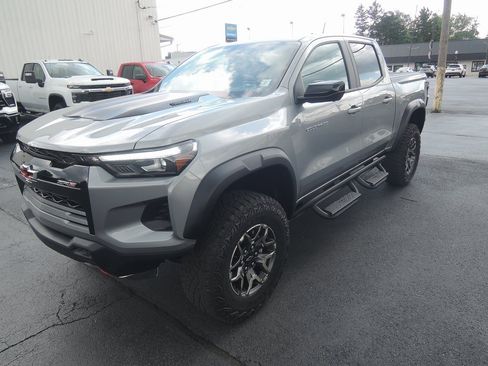 New 2025 Chevrolet Colorado ZR2 w/ Technology Package image 3