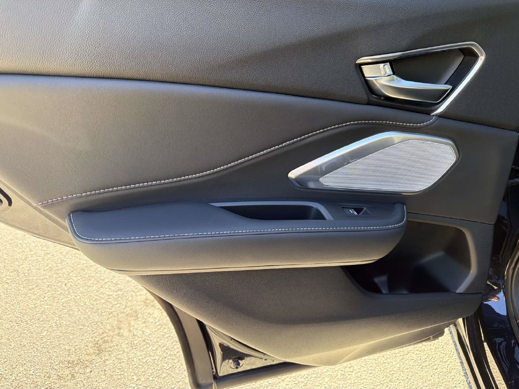 Used 2023 Acura RDX w/ Technology Package FWD image 21
