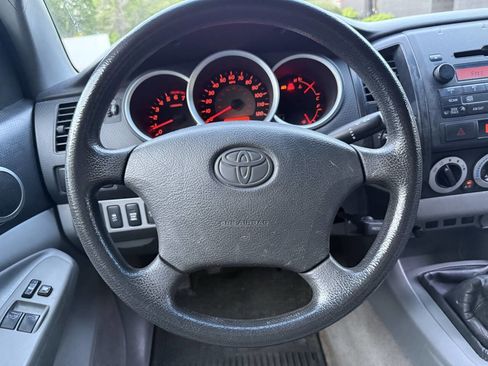 Used 2010 Toyota Tacoma 4x4 Access Cab image 23