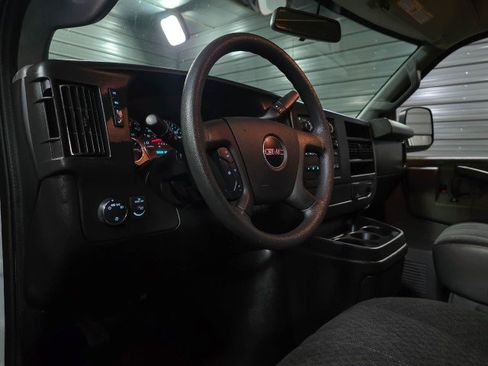 Used 2019 GMC Savana 2500 w/ Driver Convenience Package image 13