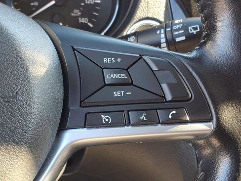 Certified 2022 Nissan Rogue Sport SV AWD/4WD image 26