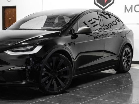 Used 2022 Tesla Model X Plaid image 10