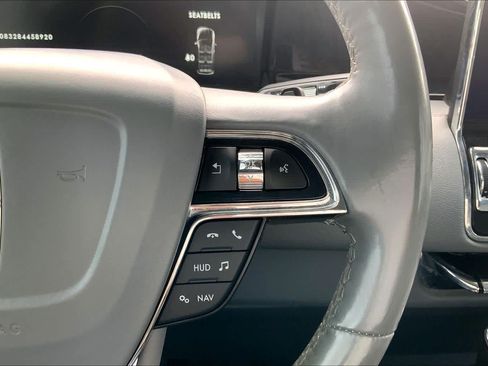 Used 2019 Lincoln Navigator Reserve AWD/4WD image 24