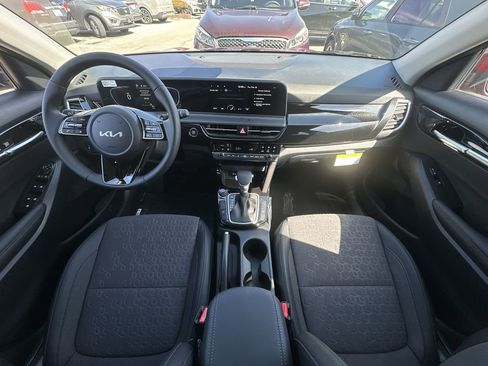New 2026 Kia Seltos S image 13