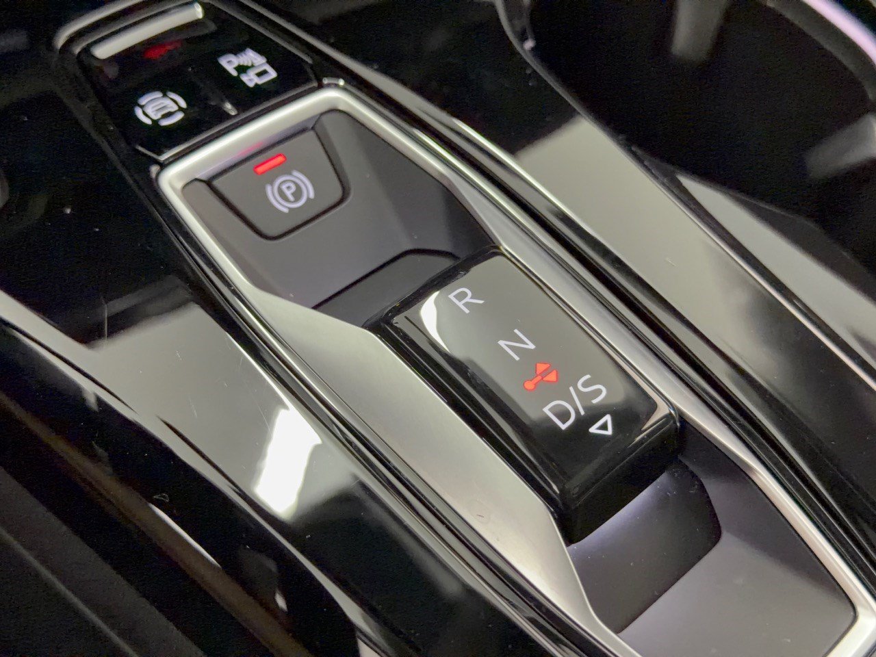 Certified 2026 Audi Q5 Premium Plus AWD/4WD image 21