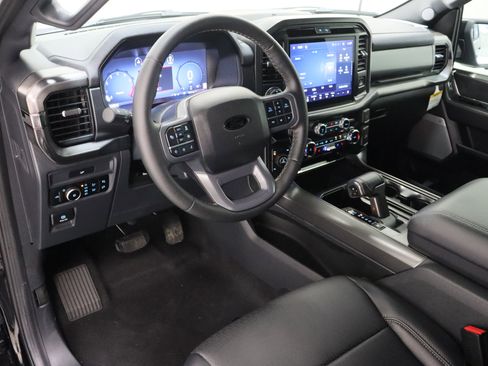 Used 2026 Ford F150 Lariat w/ FX4 Off-Road Package AWD/4WD image 13