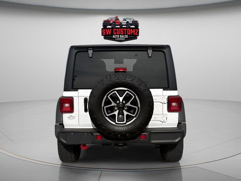 Used 2024 Jeep Wrangler Unlimited Rubicon image 6