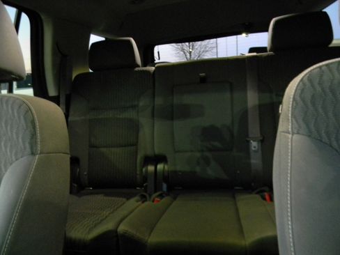 Used 2015 GMC Yukon SLE image 9