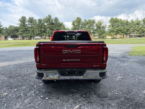 Used 2021 GMC Sierra 1500 SLT w/ SLT Premium Plus Package RWD image 6