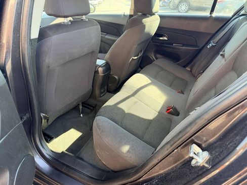 Used 2016 Chevrolet Cruze LT FWD image 5