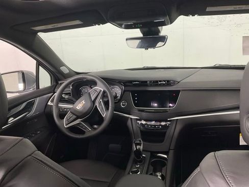 New 2025 Cadillac XT5 Premium Luxury w/ Technology Package image 27