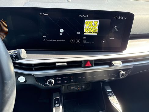 Used 2024 Kia Sorento S w/ Panoramic Sunroof Package image 25