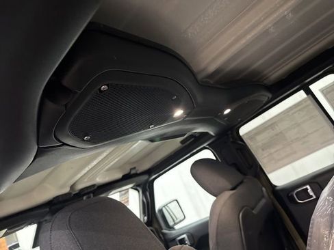 New 2026 Jeep Gladiator Rubicon image 32