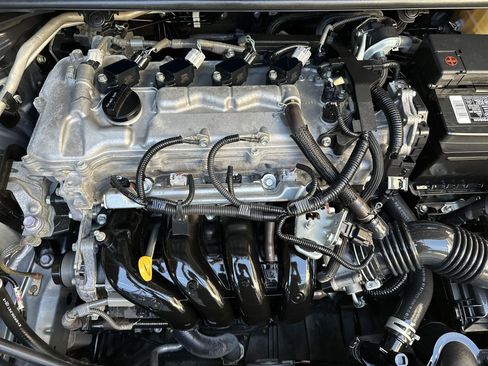 Used 2020 Toyota Corolla LE image 17