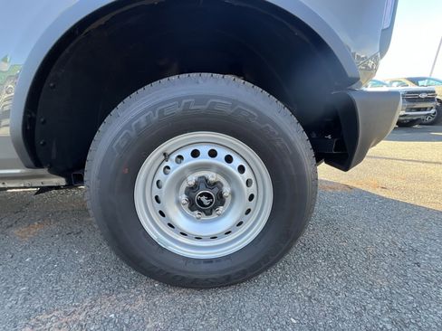 New 2025 Ford Bronco Base image 12