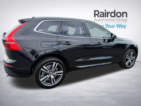 Used 2019 Volvo XC60 T6 Momentum w/ Multimedia Package AWD/4WD image 7