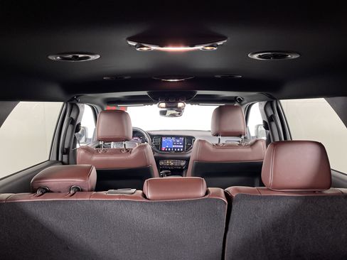 Used 2024 Dodge Durango GT image 17