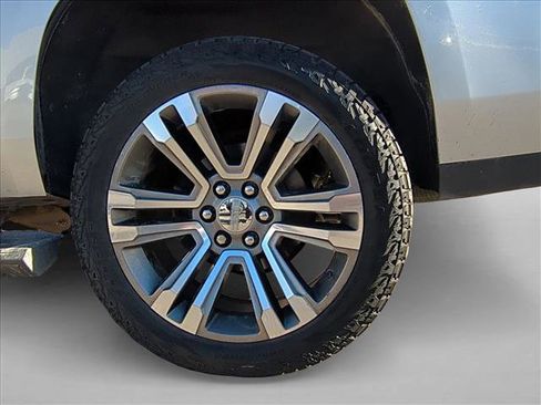 Used 2020 GMC Yukon Denali w/ Denali Ultimate Package image 14