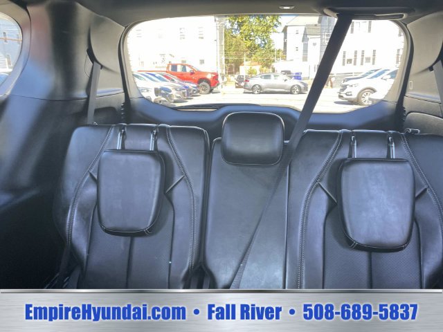 Used 2025 Chrysler Pacifica Select FWD image 16