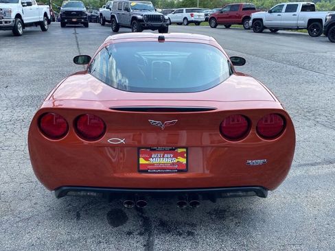 Used 2005 Chevrolet Corvette Coupe w/ Preferred Equipment Group image 6