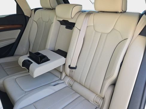 Used 2021 Audi Q5 Prestige AWD/4WD image 17