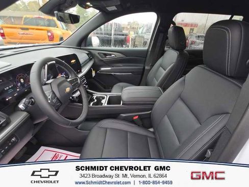 New 2026 Chevrolet Traverse LT w/ Driver Confidence Package image 14