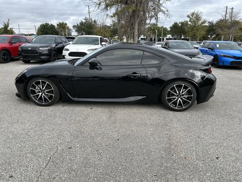 Used 2024 Toyota GR86 image 3