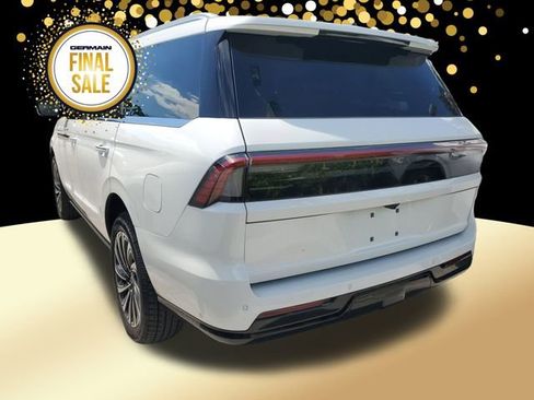 New 2025 Lincoln Navigator Black Label image 8